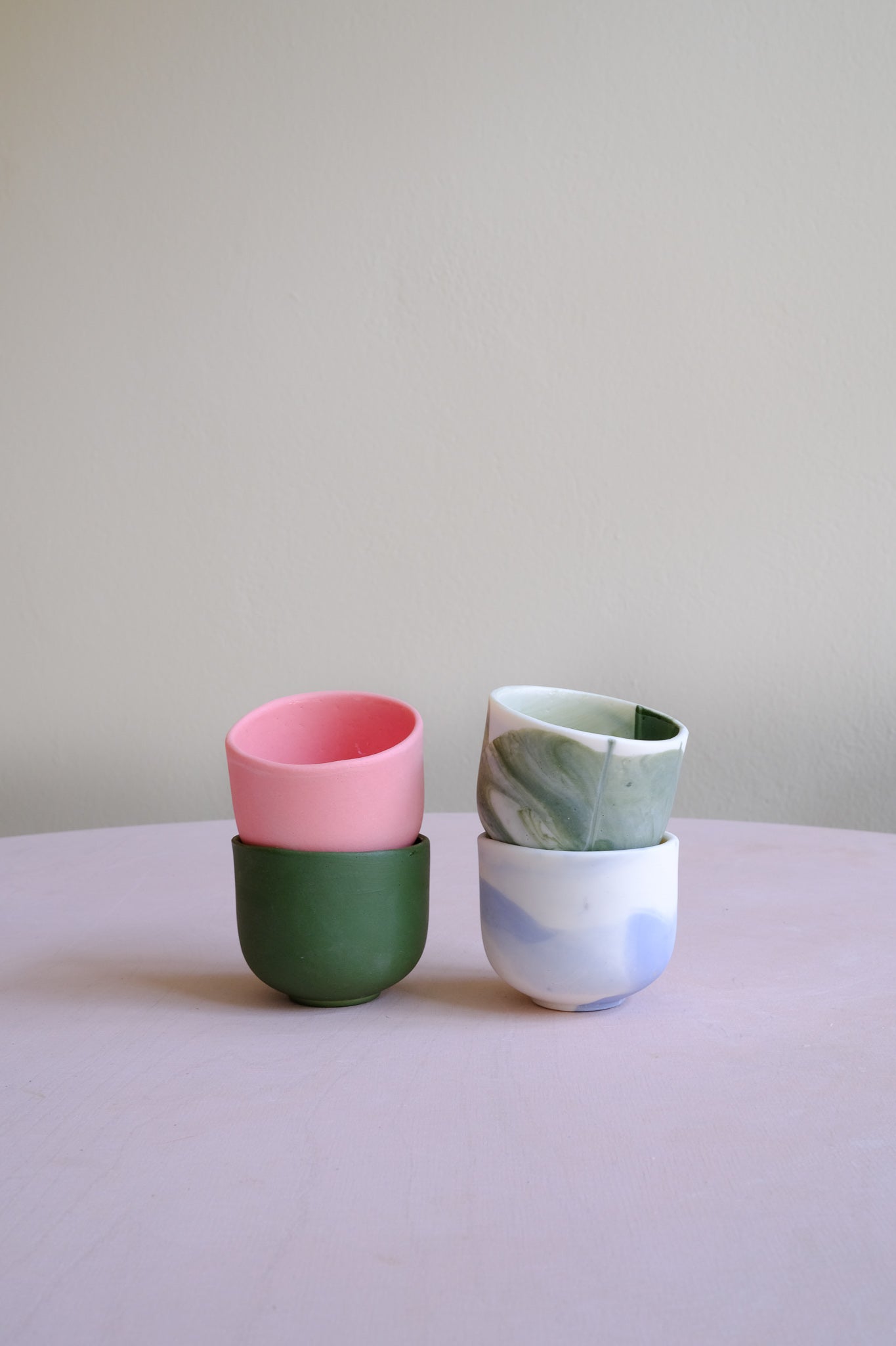 Rounded Porcelain Cup XS