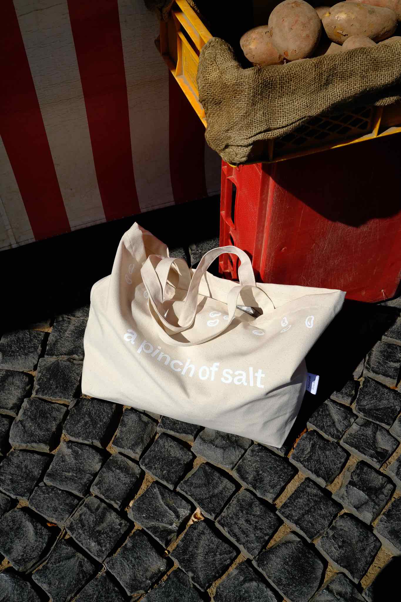 a pinch of salt market bag