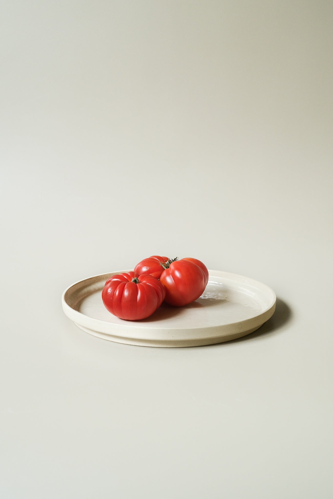 Edged Plate M