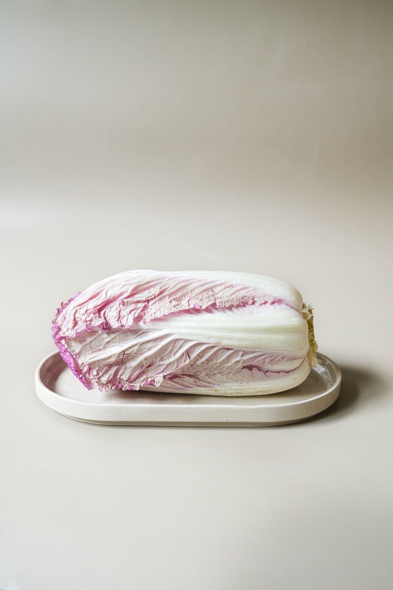Edged Serving Plate