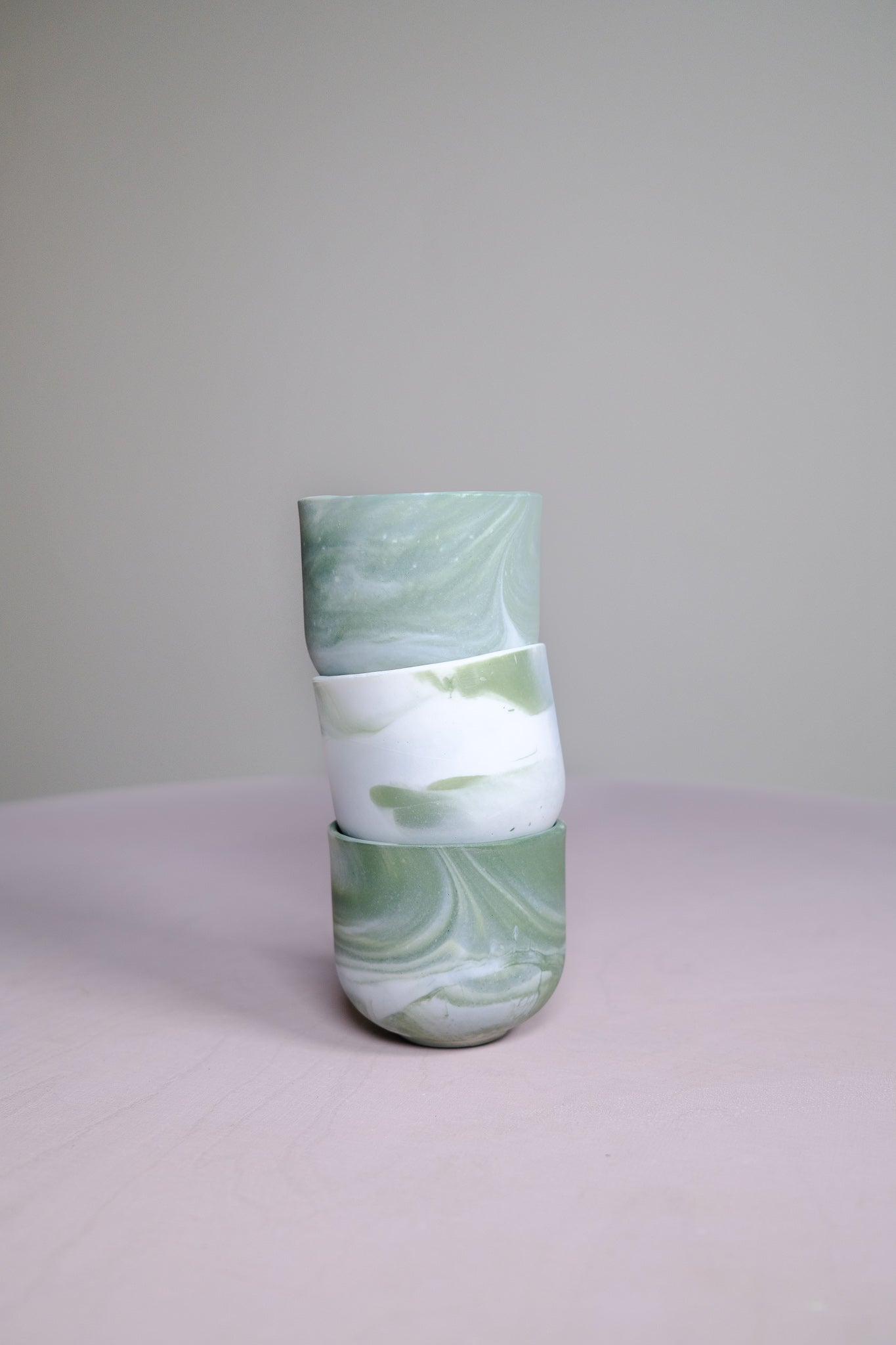 Rounded Porcelain Cup in M