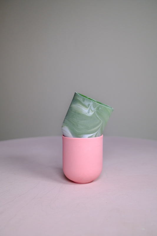 Rounded Porcelain Cup in L